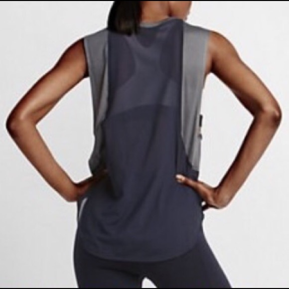 Nike Dri-Fit Mesh Training Top - Picture 1 of 6
